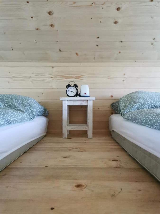 Treehome Tinyhouse Střítež Buitenkant foto